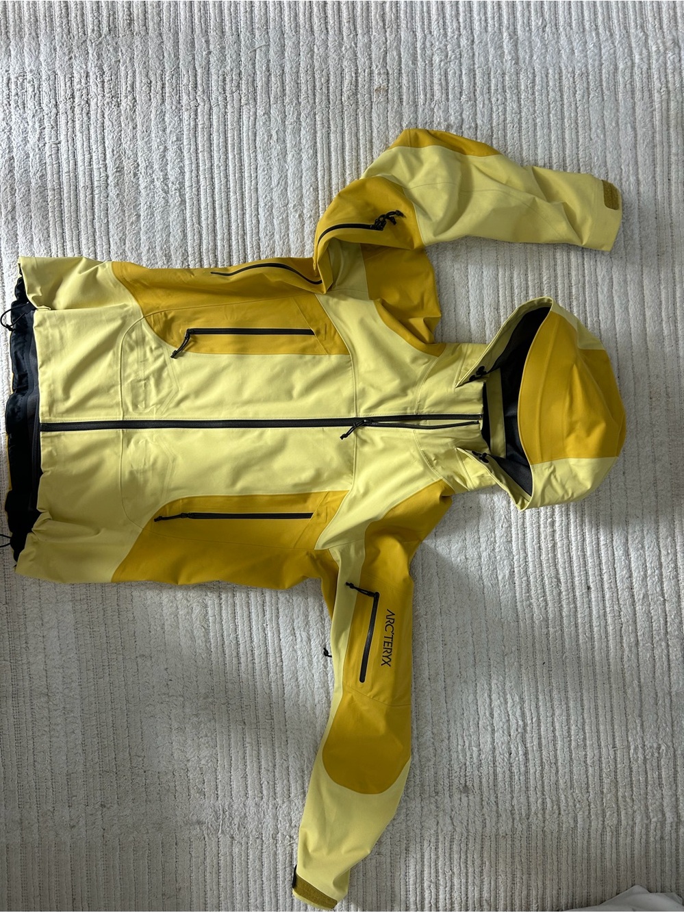 Arc'teryx Two-Tone Yellow Waterproof Hooded Shell GoreTex Pro